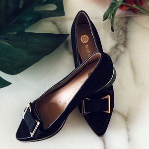 NWOT River Island Black & Gold Bow Flats